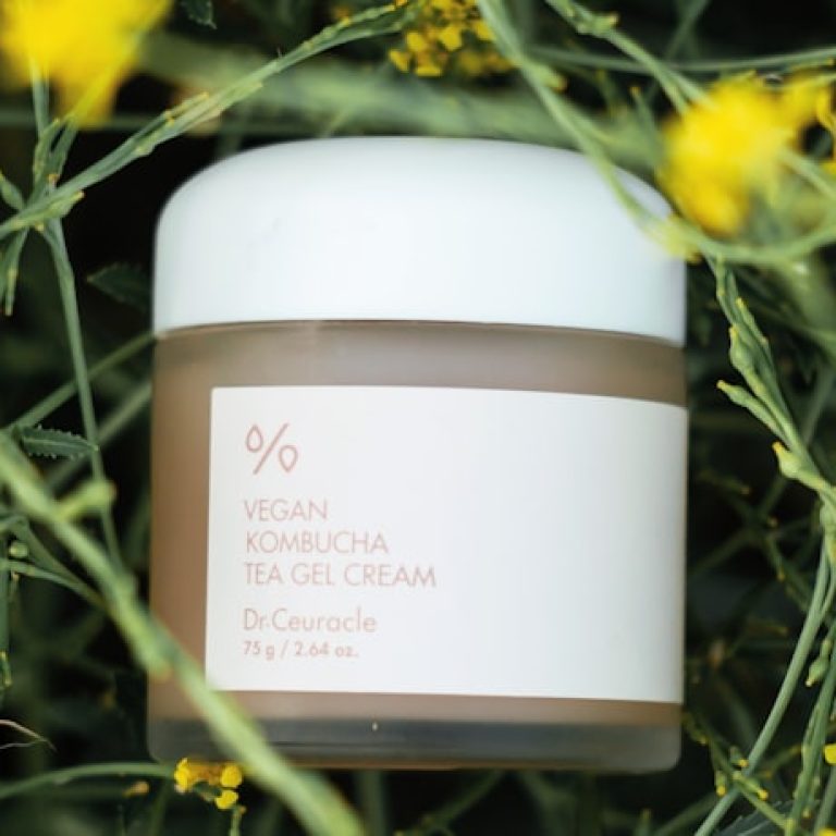 DIY Botanical Face Serum A Practitioner's Step-by-Step Recipe